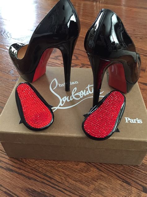 louis vuitton pumps rote sohle|louis vuitton heel pumps.